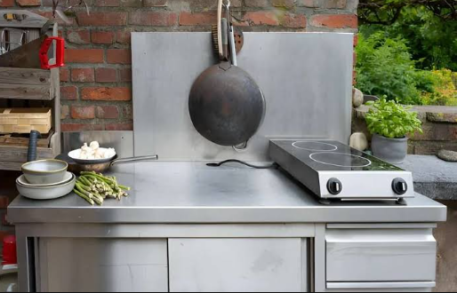 Full Sun Decides Which Outdoor Countertop Slab You Should Buy